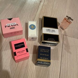 Perfume minis and samples